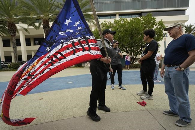 Trump animates California Republicans with calls to shoot people who rob stores | iNFOnews.ca