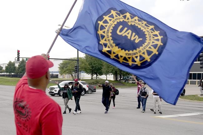 United Auto Workers strikes spread as 7,000 more workers at two plants join the picket line | iNFOnews.ca