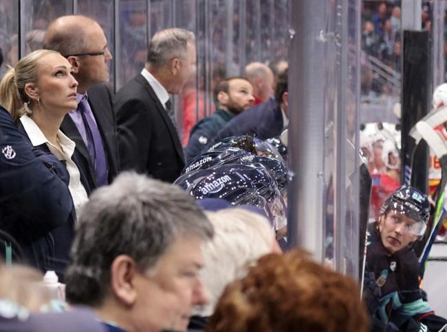 Jessica Campbell, Kori Cheverie breaking barriers for female coaches in NHL | iNFOnews.ca Jessica Campbell, Kori Cheverie breaking barriers for female coaches in NHL | iNFOnews.ca
