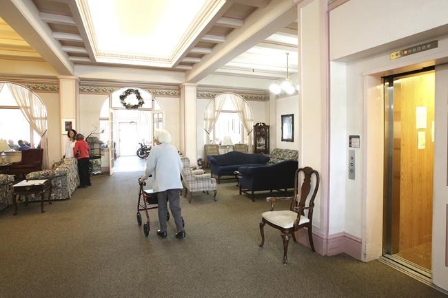 Liz Weston: 5 surprising facts about assisted living | iNFOnews.ca Liz Weston: 5 surprising facts about assisted living | iNFOnews.ca