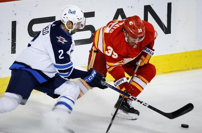 Flames rally from 3-1 deficit to ground Jets 5-4 in pre-season play | iNFOnews.ca Flames rally from 3-1 deficit to ground Jets 5-4 in pre-season play | iNFOnews.ca