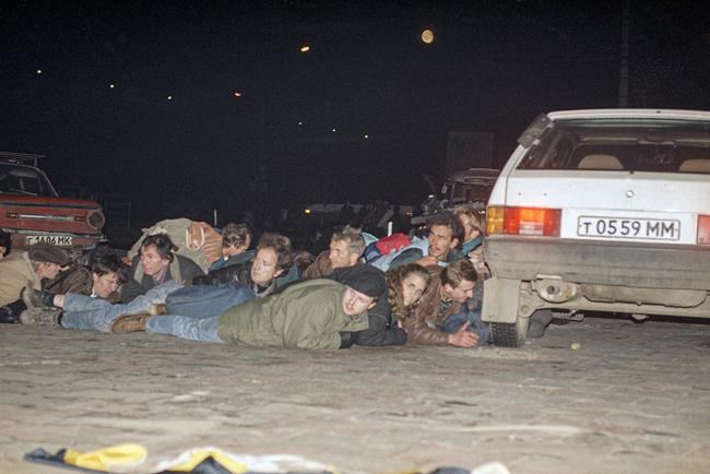 30 years ago, the Kremlin crushed a parliamentary uprising, leading to strong presidential rule | iNFOnews.ca 30 years ago, the Kremlin crushed a parliamentary uprising, leading to strong presidential rule | iNFOnews.ca