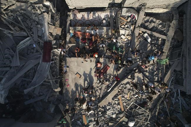 The morgue at Gaza's biggest hospital is overflowing as Israeli attacks intensify | iNFOnews.ca The morgue at Gaza's biggest hospital is overflowing as Israeli attacks intensify | iNFOnews.ca