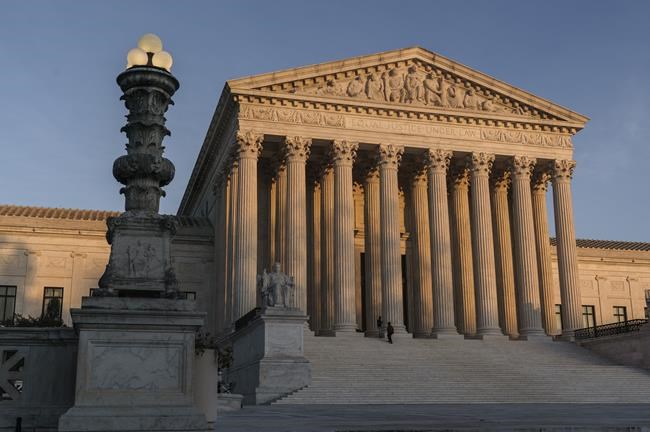 The Supreme Court avoided disaster when a chunk of marble fell in a courtyard used by the justices | iNFOnews.ca The Supreme Court avoided disaster when a chunk of marble fell in a courtyard used by the justices | iNFOnews.ca