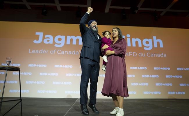 NDP delegates unanimously support pharmacare redline in their deal with Liberals | iNFOnews.ca