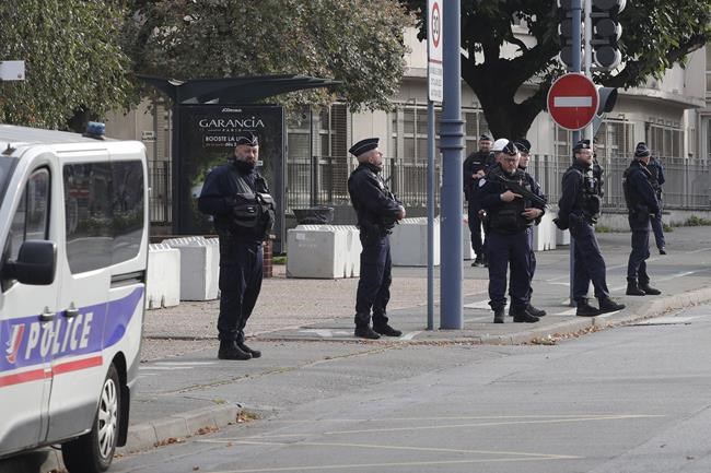 France's Macron holds security meeting amid heightened alert after deadly school stabbing | iNFOnews.ca France's Macron holds security meeting amid heightened alert after deadly school stabbing | iNFOnews.ca