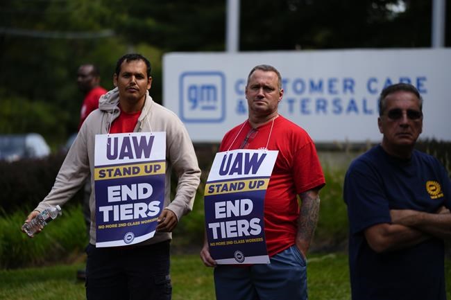 Head of auto workers union says strikes will continue in drive to gain better offers from companies | iNFOnews.ca Head of auto workers union says strikes will continue in drive to gain better offers from companies | iNFOnews.ca