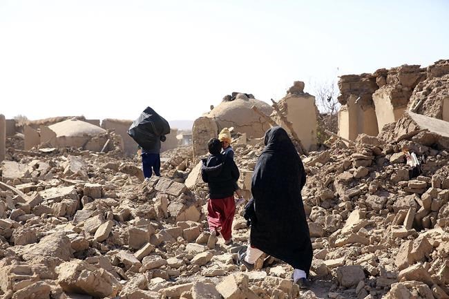 Restricted rights put Afghan women and girls in a 'deadly situation' during quakes, UN official says | iNFOnews.ca