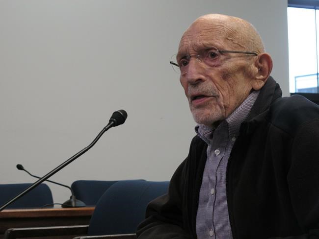Vic Fischer, last surviving delegate to Alaska constitutional convention, dies at age 99 | iNFOnews.ca Vic Fischer, last surviving delegate to Alaska constitutional convention, dies at age 99 | iNFOnews.ca