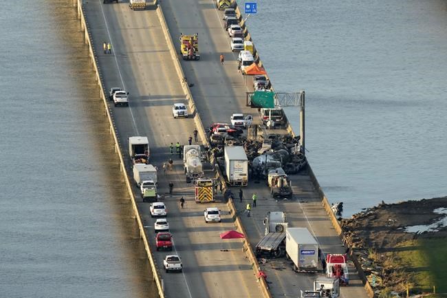 'Superfog' near New Orleans blamed for highway crashes that killed at least 7 | iNFOnews.ca 'Superfog' near New Orleans blamed for highway crashes that killed at least 7 | iNFOnews.ca
