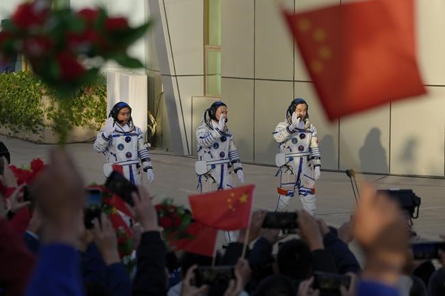 China sends its youngest-ever crew to space as it seeks to put astronauts on moon before 2030 | iNFOnews.ca