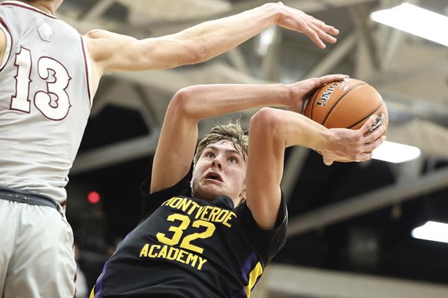 Prep star Cooper Flagg says his focus is on Maine shooting victims and college decision can wait | iNFOnews.ca