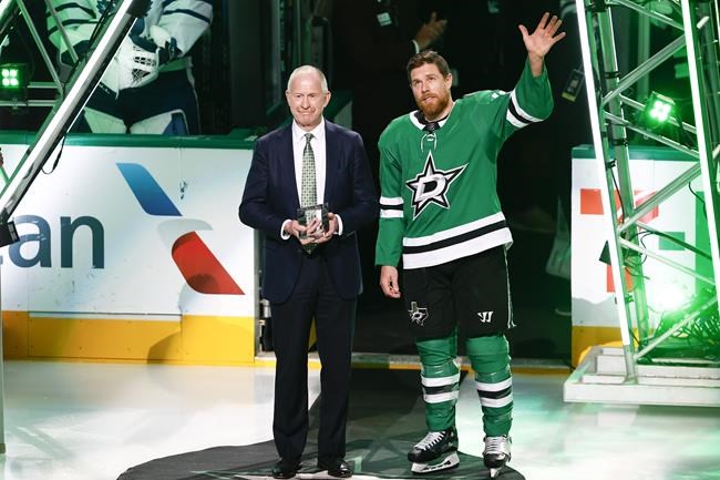 Backup goalie Woll earns the win, Rielly has a 2-point game as Maple Leafs beat Stars 4-1 | iNFOnews.ca
