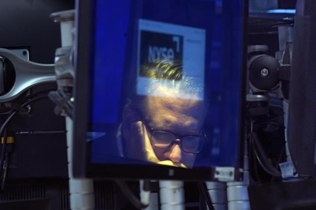 Stock market today: Wall Street falls, pulling S&P 500 down 10% from its July peak | iNFOnews.ca