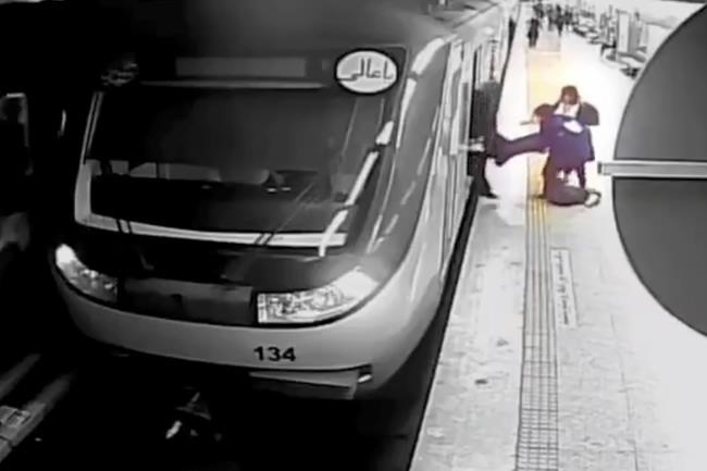 An Iranian teenager injured on Tehran Metro while not wearing a headscarf has died, state media say | iNFOnews.ca