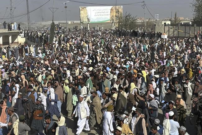 Sharp increase in Afghans leaving Pakistan due to illegal migrant crackdown, say UN agencies | iNFOnews.ca Sharp increase in Afghans leaving Pakistan due to illegal migrant crackdown, say UN agencies | iNFOnews.ca