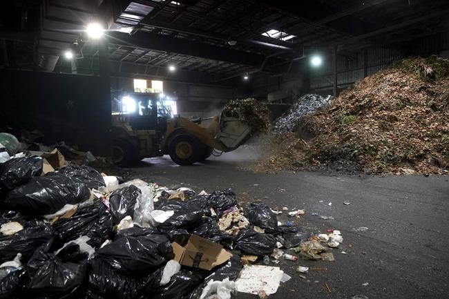 Americans are still putting way too much food into landfills. Local officials seek EPA's help | iNFOnews.ca Americans are still putting way too much food into landfills. Local officials seek EPA's help | iNFOnews.ca