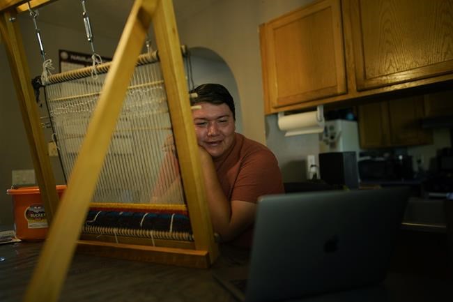 'My heart was always just with the sheep.' One Navajo's push to keep tradition vibrant | iNFOnews.ca