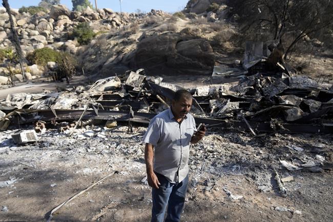 Firefighters make progress battling Southern California wildfire, but homes remain threatened | iNFOnews.ca Firefighters make progress battling Southern California wildfire, but homes remain threatened | iNFOnews.ca