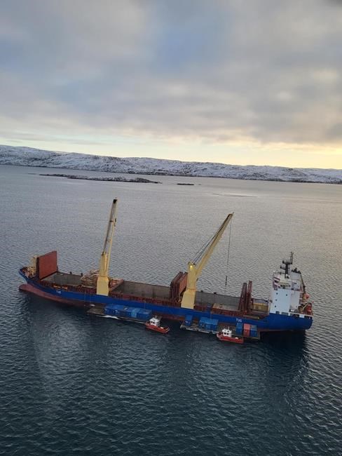 One man recovering, 16 containers retrieved in Iqaluit port following fall | iNFOnews.ca