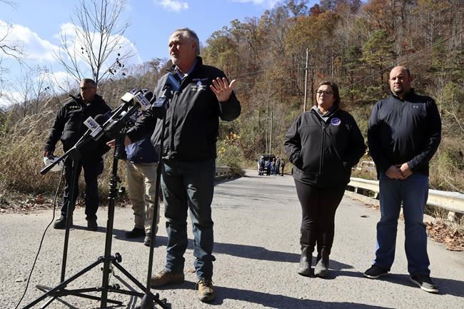 Collapse of Kentucky plant being demolished at abandoned mine leaves 1 worker dead, another trapped | iNFOnews.ca Collapse of Kentucky plant being demolished at abandoned mine leaves 1 worker dead, another trapped | iNFOnews.ca