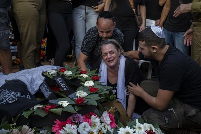 Live updates | Hundreds evacuate Gaza Strip as more pressure placed on Israel to pause fighting | iNFOnews.ca Live updates | Hundreds evacuate Gaza Strip as more pressure placed on Israel to pause fighting | iNFOnews.ca