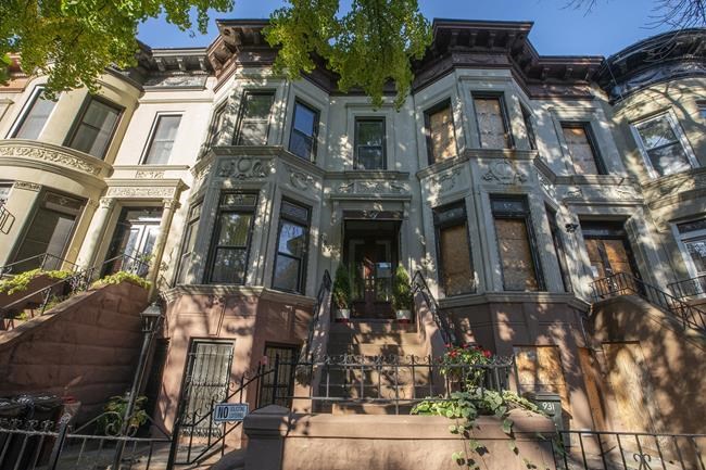 Federal agents search home of a top fundraiser for New York City Mayor Eric Adams | iNFOnews.ca