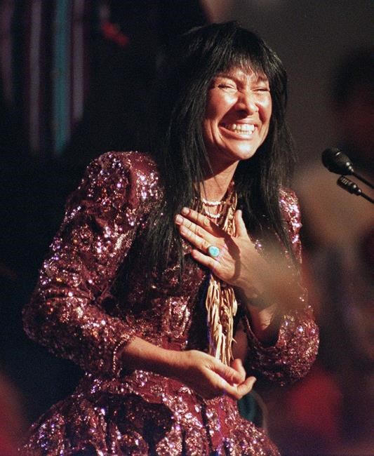 'Very duped': Indigenous musicians upset over Buffy Sainte-Marie ancestry revelations | iNFOnews.ca