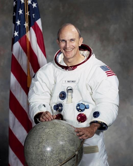 Ken Mattingly, astronaut who helped Apollo 13 crew return safely home, dies at age 87 | iNFOnews.ca