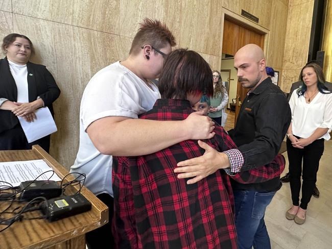 Judge to rule on temporary block of North Dakota's ban on gender-affirming care for minors | iNFOnews.ca