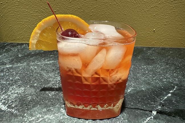 Wisconsin snubs bourbon by elevating brandy old fashioned to state cocktail status | iNFOnews.ca Wisconsin snubs bourbon by elevating brandy old fashioned to state cocktail status | iNFOnews.ca