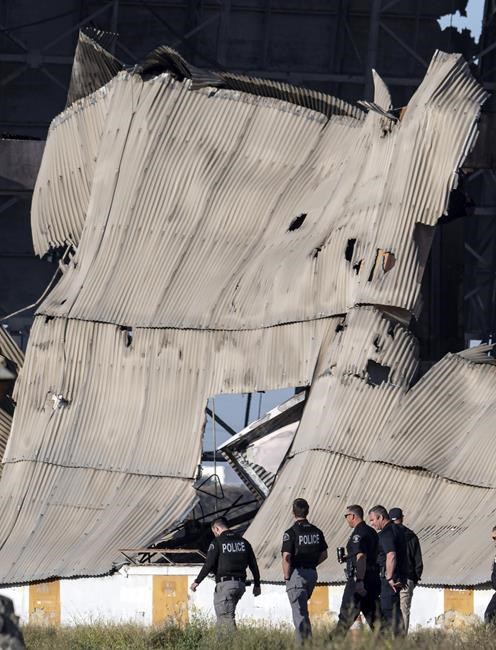 Parks and schools shut in California after asbestos found in burned World War II-era blimp hangar | iNFOnews.ca