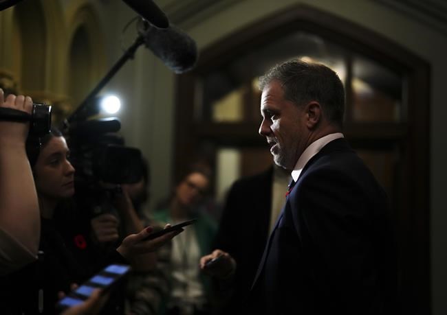 Sign confidentiality agreements for more details: Holland to provincial dental groups | iNFOnews.ca Sign confidentiality agreements for more details: Holland to provincial dental groups | iNFOnews.ca