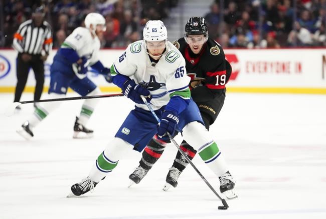 Canucks top Senators 5-2 to extend winning streak to five games | iNFOnews.ca Canucks top Senators 5-2 to extend winning streak to five games | iNFOnews.ca