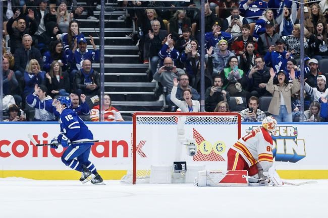 Nylander scores 2 more, Domi adds SO winner as Leafs survive blown lead to top Flames | iNFOnews.ca Nylander scores 2 more, Domi adds SO winner as Leafs survive blown lead to top Flames | iNFOnews.ca
