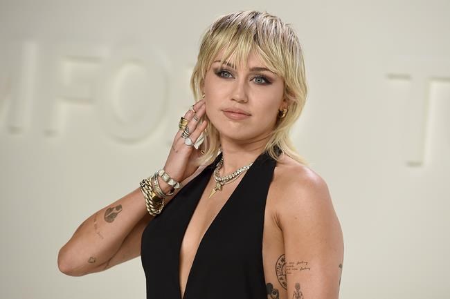 Celebrity birthdays for the week of Nov. 19-25 | iNFOnews.ca