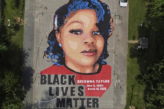 Jury in Breonna Taylor federal civil rights trial opens deliberations in case of ex-officer | iNFOnews.ca