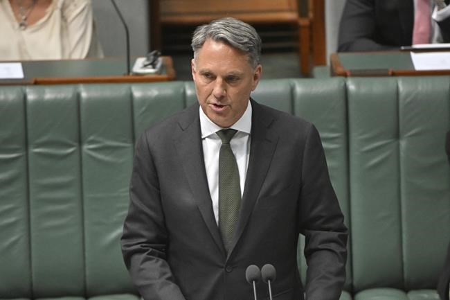 State-sponsored online spies likely to target Australian submarine program, spy agency says | iNFOnews.ca State-sponsored online spies likely to target Australian submarine program, spy agency says | iNFOnews.ca