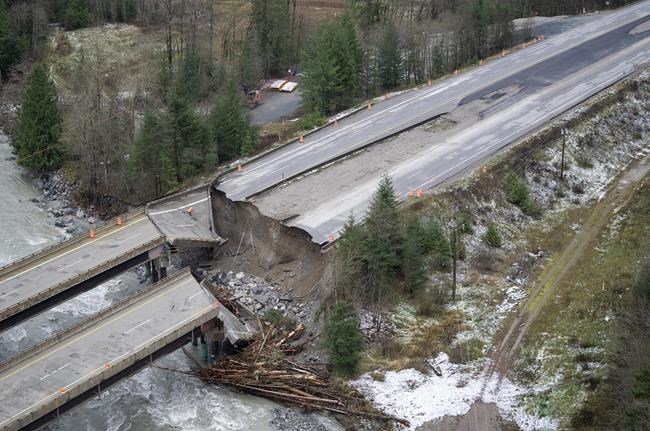 Highways prepared for extreme weather 'new normal,' says B.C. transportation minister | iNFOnews.ca