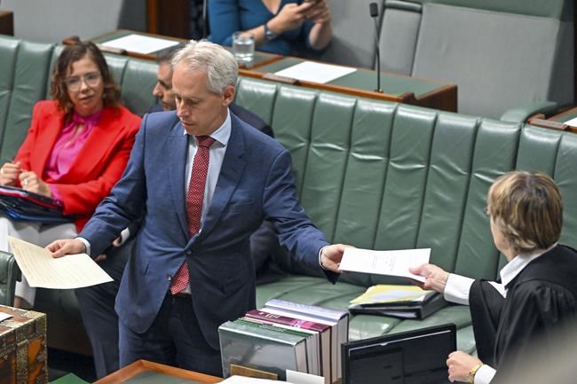 Australia passes laws to handle migrant convicts who can't be held indefinitely or deported | iNFOnews.ca