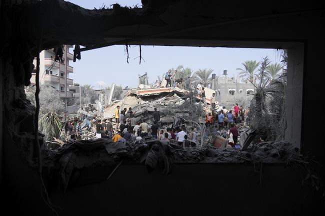 Thousands of bodies lie buried in rubble in Gaza. Families dig to retrieve them, often by hand | iNFOnews.ca
