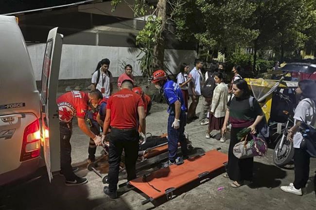 Powerful earthquake shakes southern Philippines, causing ceilings to fall at malls | iNFOnews.ca