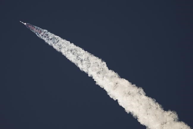 SpaceX launches its giant new rocket but a pair of explosions ends the second test flight | iNFOnews.ca SpaceX launches its giant new rocket but a pair of explosions ends the second test flight | iNFOnews.ca