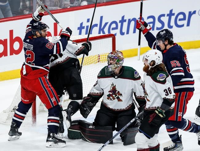 Jets close five-game homestand wit 5-2 victory over Coyotes | iNFOnews.ca