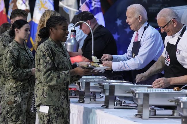 The Bidens start Thanksgiving early by serving dinner and showing 'Wonka' to service members | iNFOnews.ca The Bidens start Thanksgiving early by serving dinner and showing 'Wonka' to service members | iNFOnews.ca