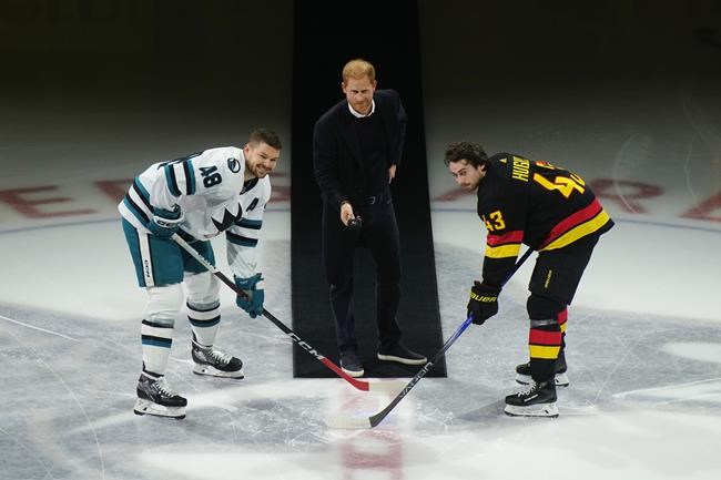 Prince Harry drops ceremonial puck for Canucks as lead up to 2025 Invictus Games | iNFOnews.ca Prince Harry drops ceremonial puck for Canucks as lead up to 2025 Invictus Games | iNFOnews.ca