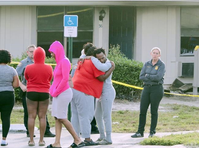 A baby dies and a Florida mom is found stabbed to death, as firefighters rescue 2 kids from blaze | iNFOnews.ca A baby dies and a Florida mom is found stabbed to death, as firefighters rescue 2 kids from blaze | iNFOnews.ca