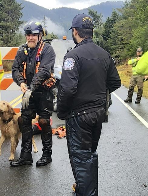 Search continues for the missing after landslide leaves 3 dead in Alaska fishing community | iNFOnews.ca Search continues for the missing after landslide leaves 3 dead in Alaska fishing community | iNFOnews.ca