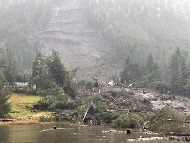 A landslide in Alaska has devastated one family, killing three members and leaving two kids missing | iNFOnews.ca A landslide in Alaska has devastated one family, killing three members and leaving two kids missing | iNFOnews.ca