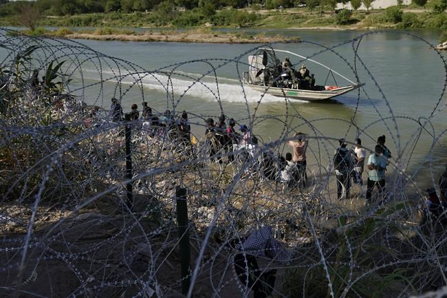Republicans want to pair border security with aid for Ukraine. Here's why that makes a deal so tough | iNFOnews.ca